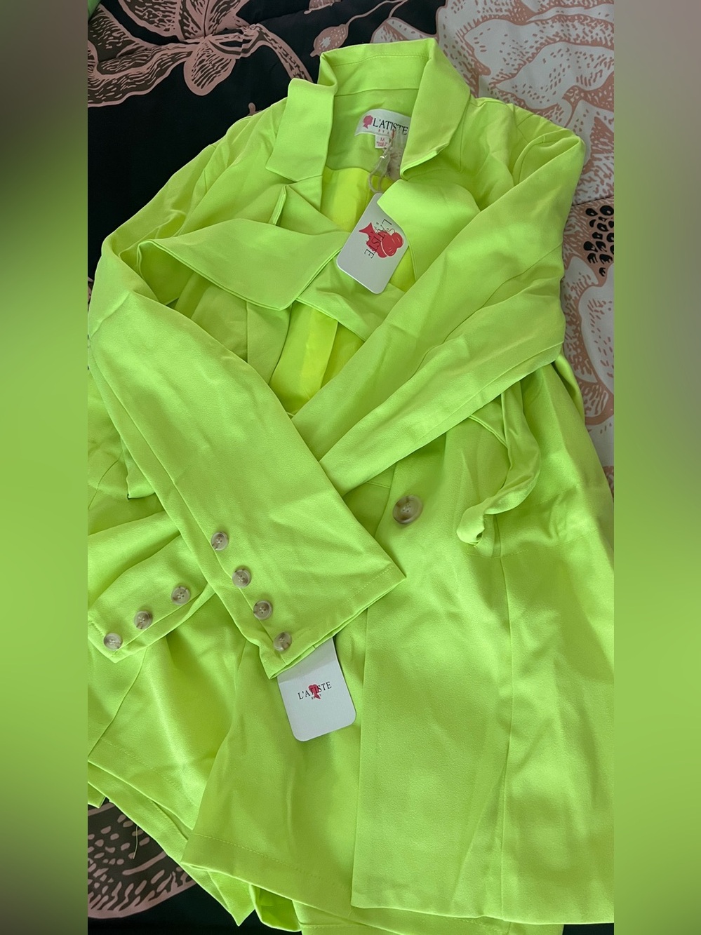 L’atiste Neon Lime blazer short set - Picture 4 of 9